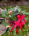 Coroniță cu globuri și fundă roșie - eco