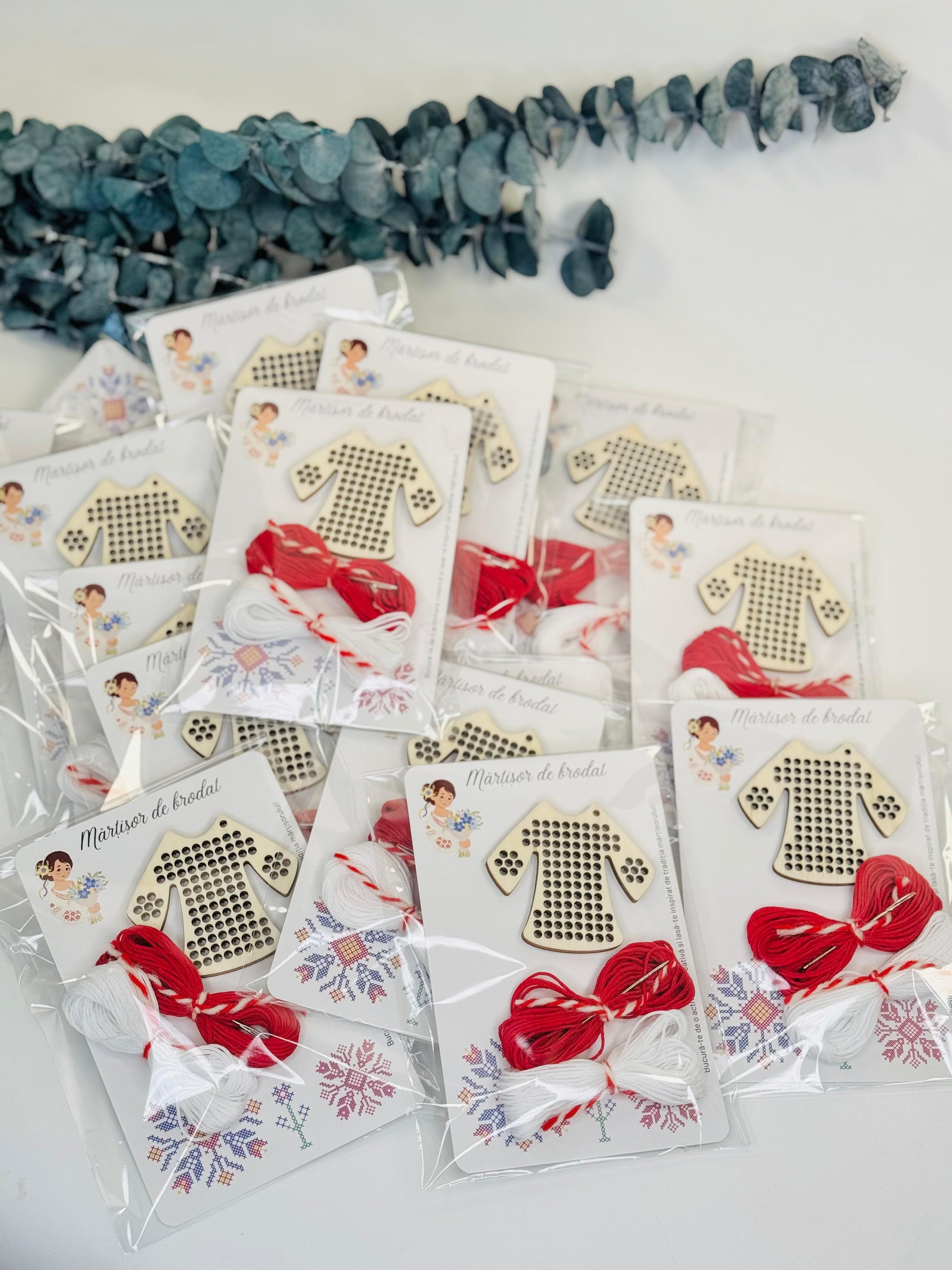 Martisor kit de brodat figurina lemn ie - primavara